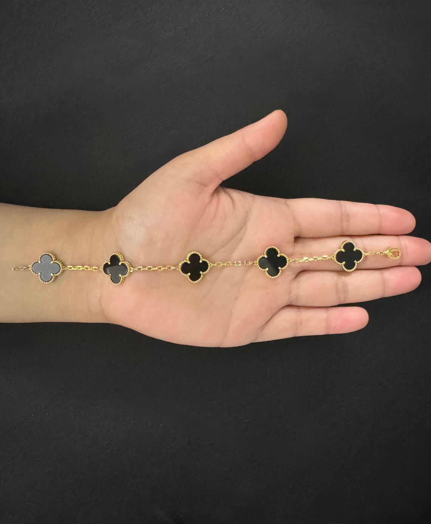 Minnatti Clover Bracelet Black