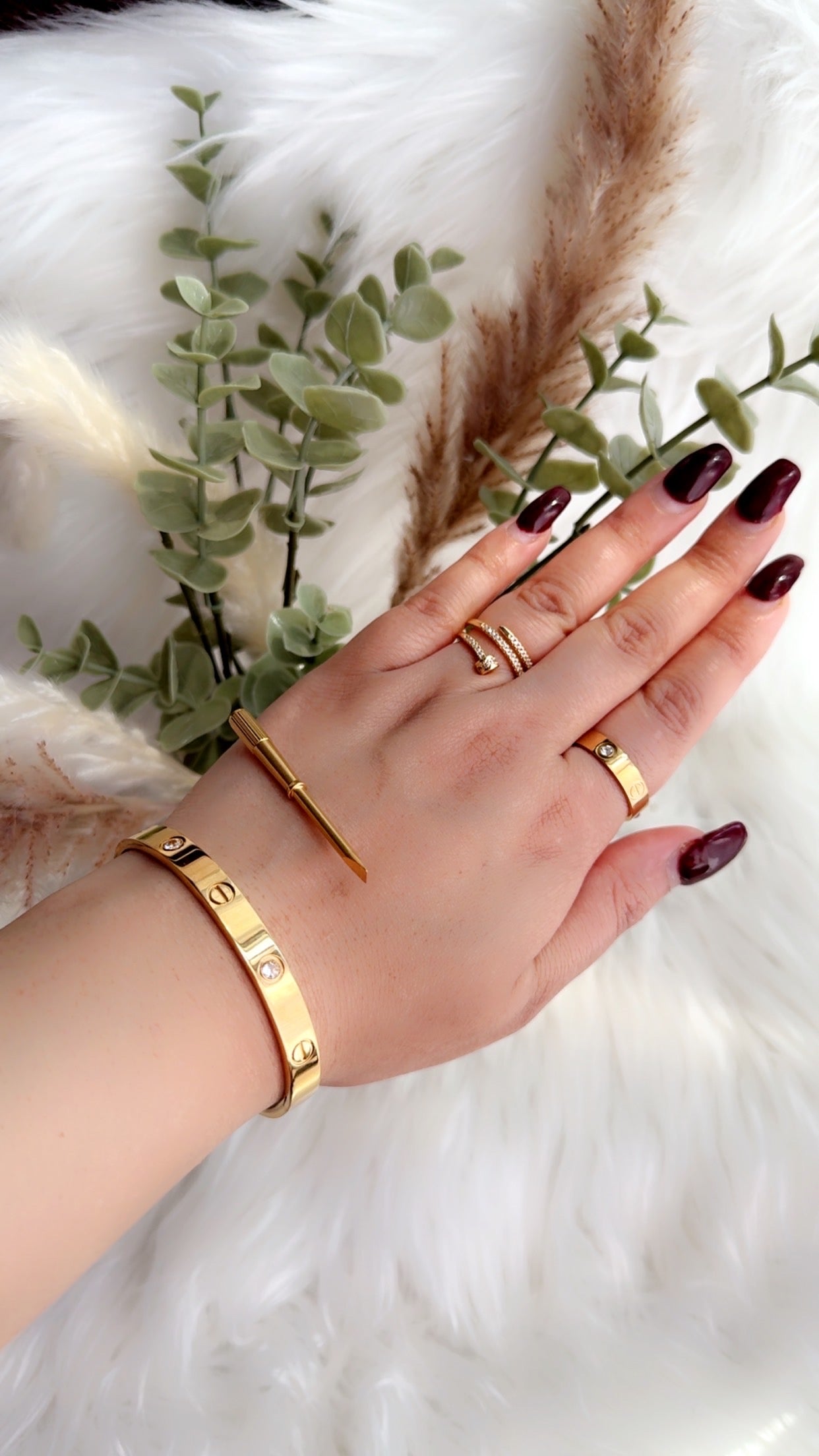Love Screw Bracelet
