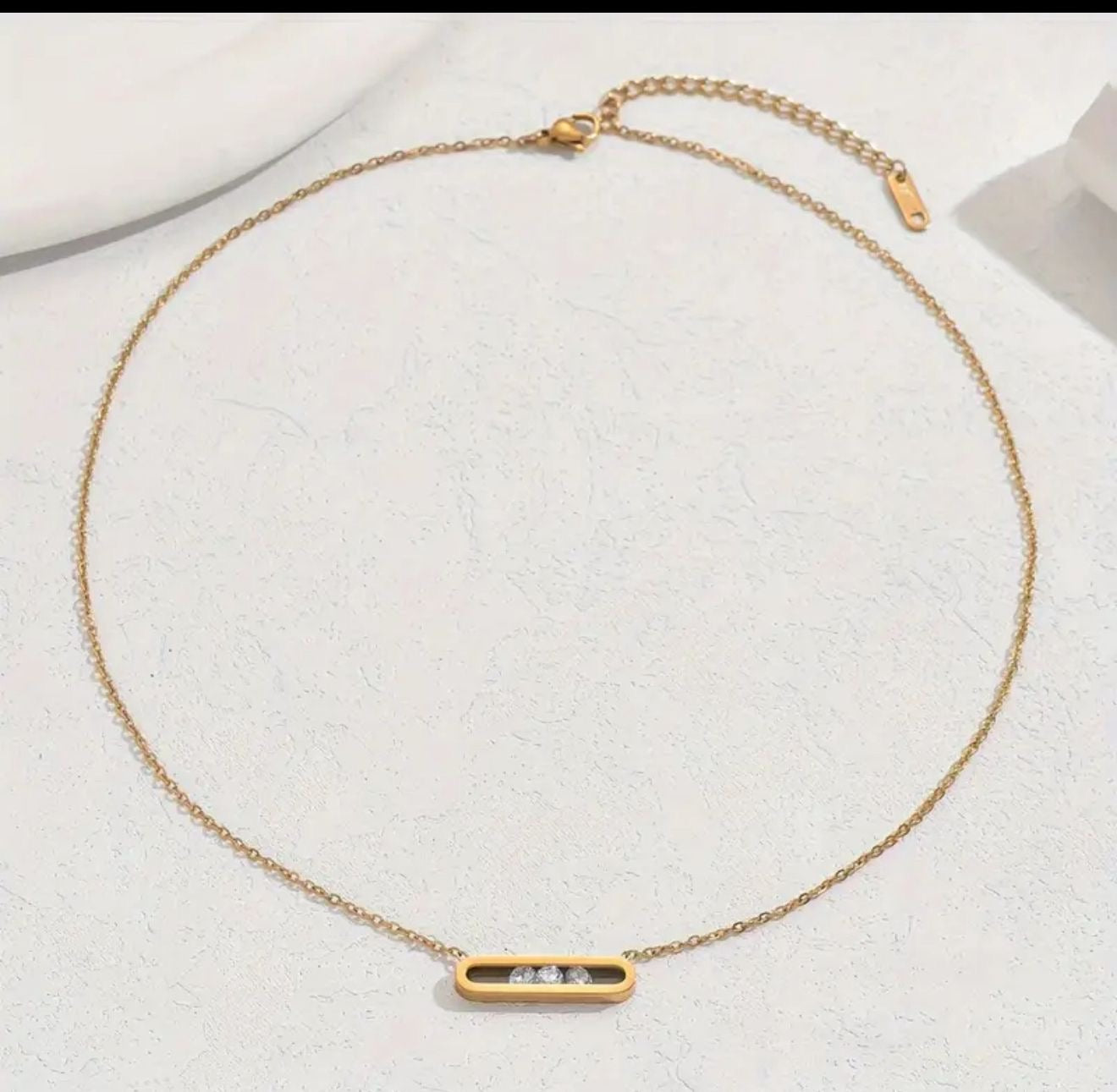Moving Stones Necklace