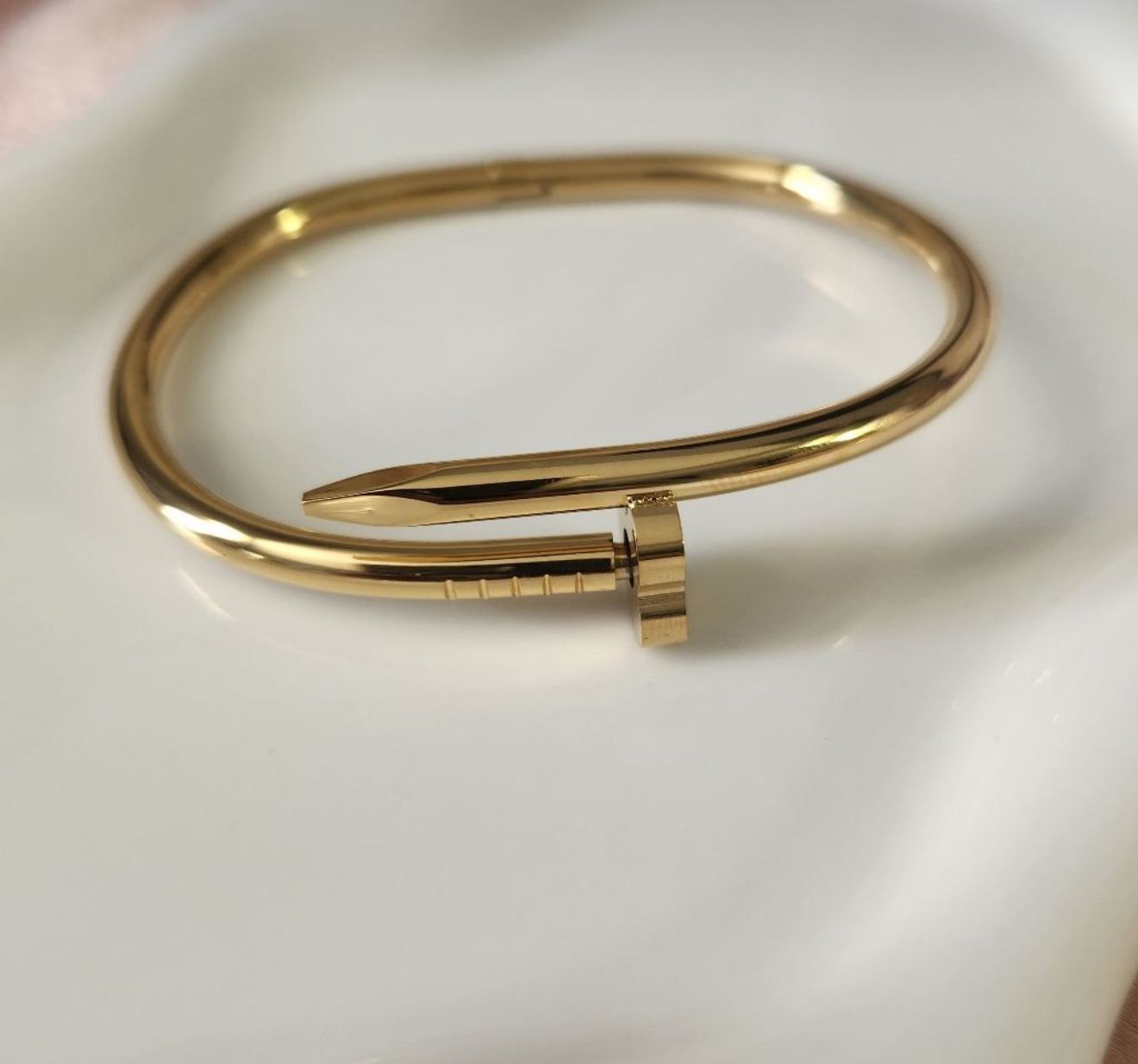 Nail Bracelet