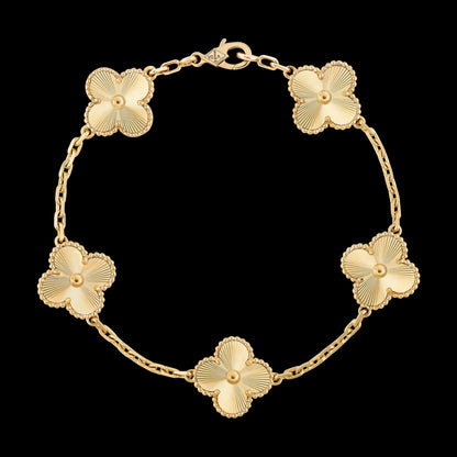 Minnatti Clover Bracelet White Pearl Bracelet