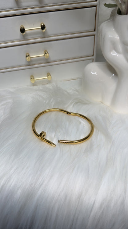 Nail Bracelet