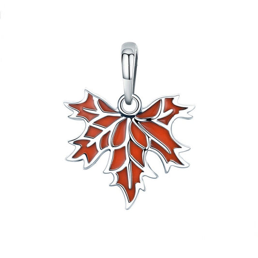 MAPLE LEAF CHARM